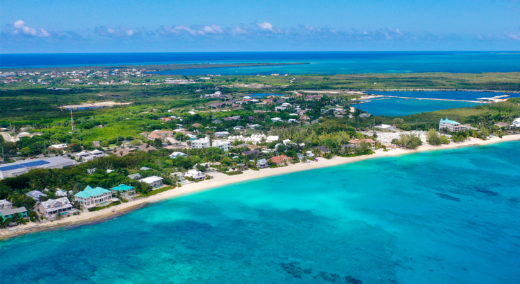 Cayman Islands George Town Luftbild Foto iStock RefinedPictures